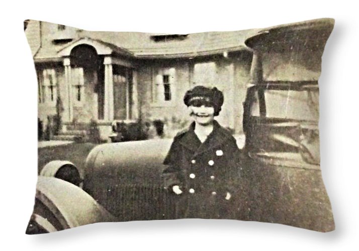Little 1920s Girl With Car - Throw Pillow