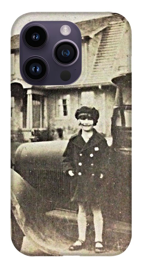 Little 1920s Girl With Car - Phone Case