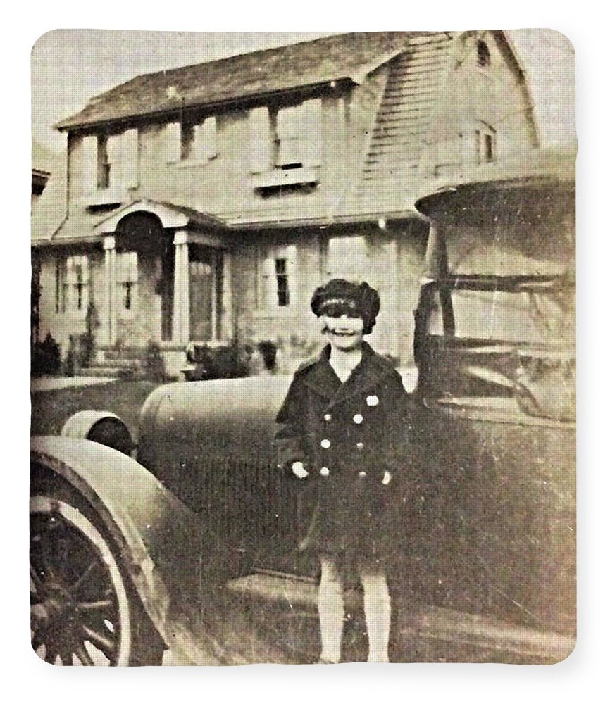 Little 1920s Girl With Car - Blanket