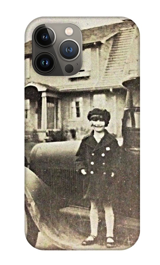 Little 1920s Girl With Car - Phone Case