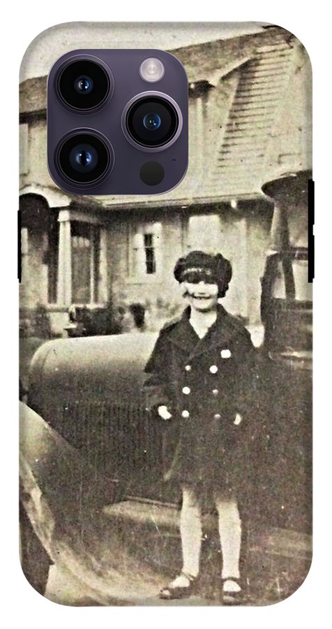 Little 1920s Girl With Car - Phone Case