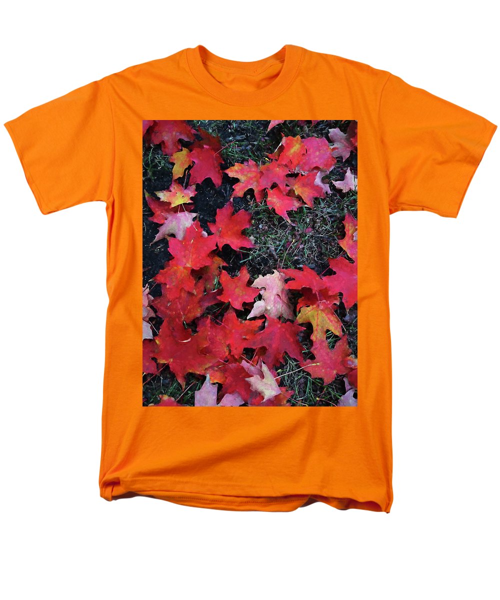 Maple Leaves In October 5 - Men's T-Shirt (Regular Fit)