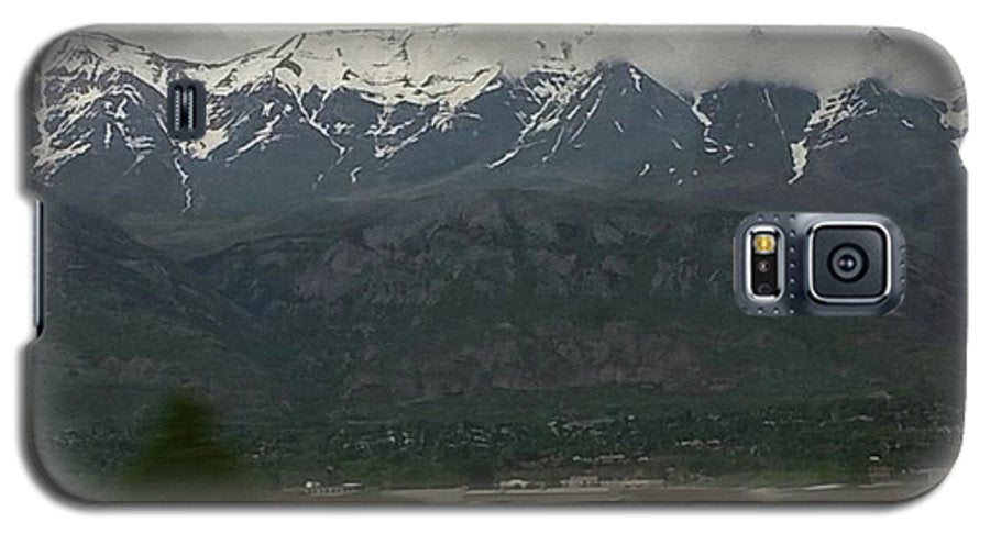 Mountains West Of Iowa - Phone Case