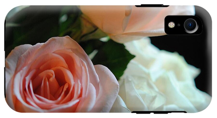 Pink and White Roses Bouquet - Phone Case