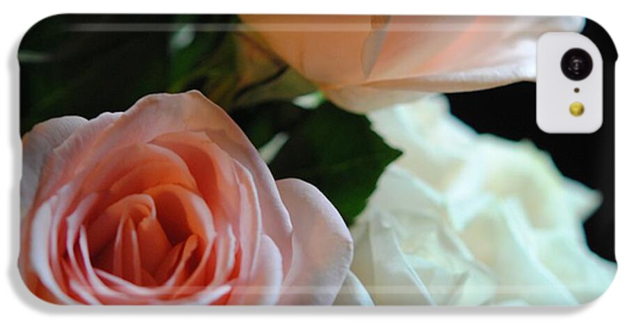 Pink and White Roses Bouquet - Phone Case