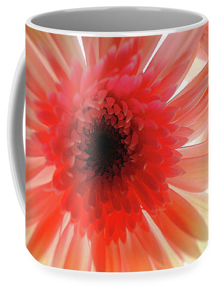 Pink Daisy On Light - Mug