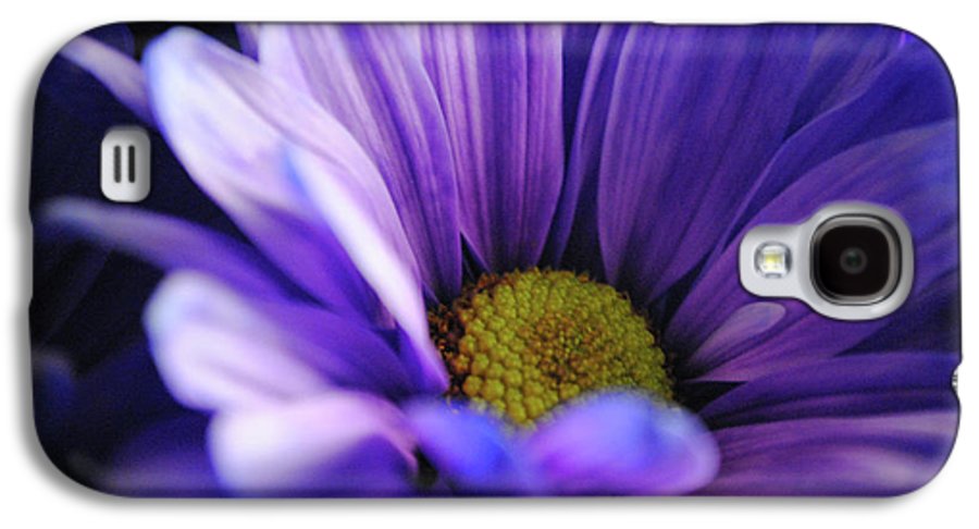 Raw Flowers 10 - Phone Case