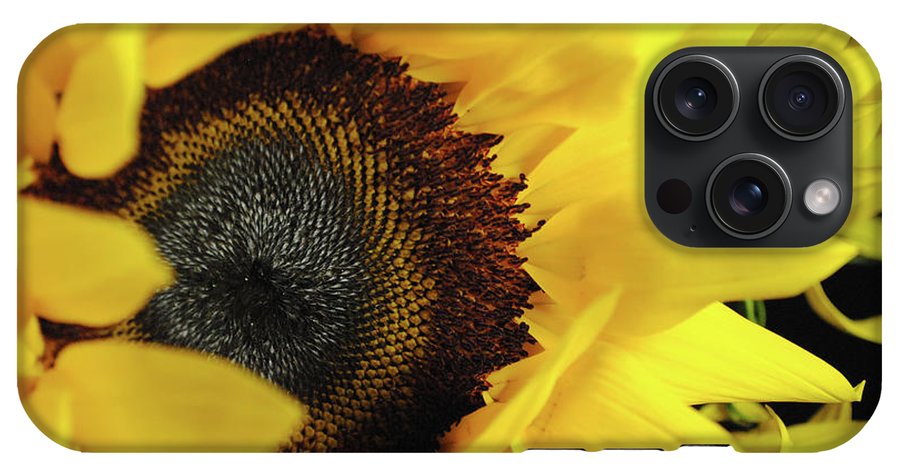 Raw Flowers 13 - Phone Case