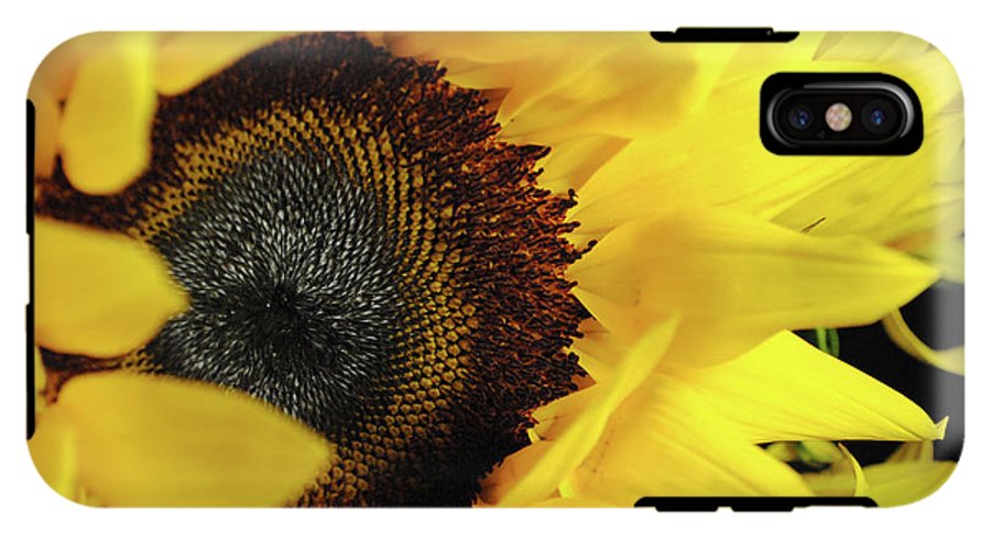 Raw Flowers 13 - Phone Case