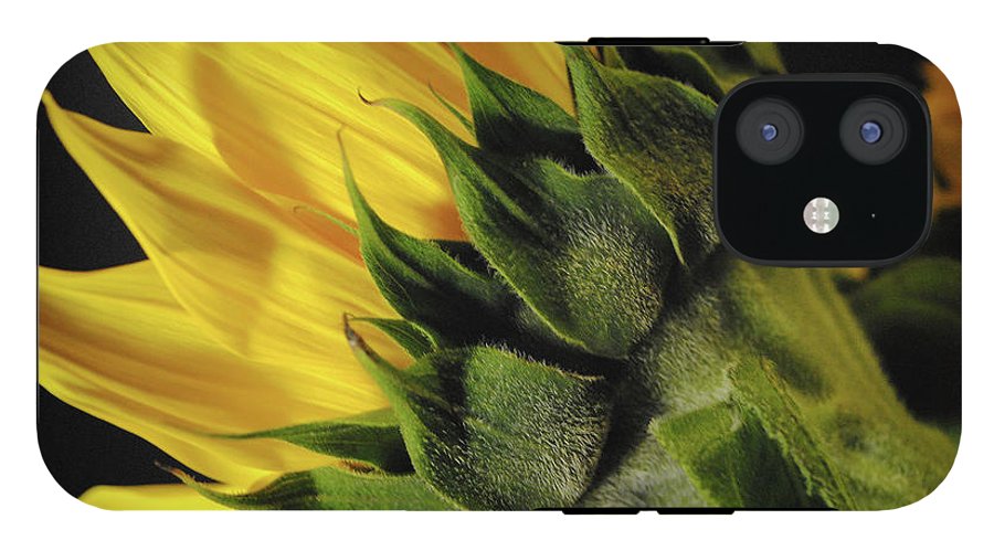 Raw Flowers 14 - Phone Case
