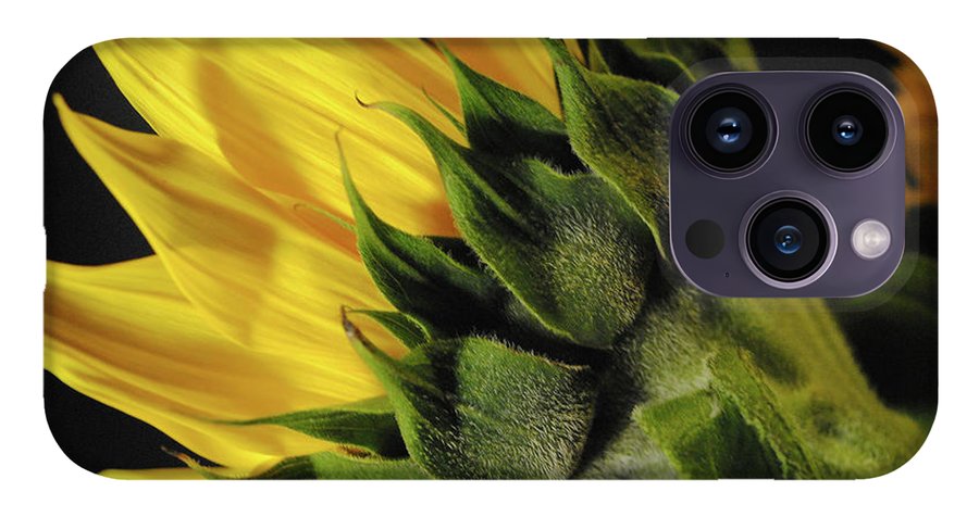 Raw Flowers 14 - Phone Case