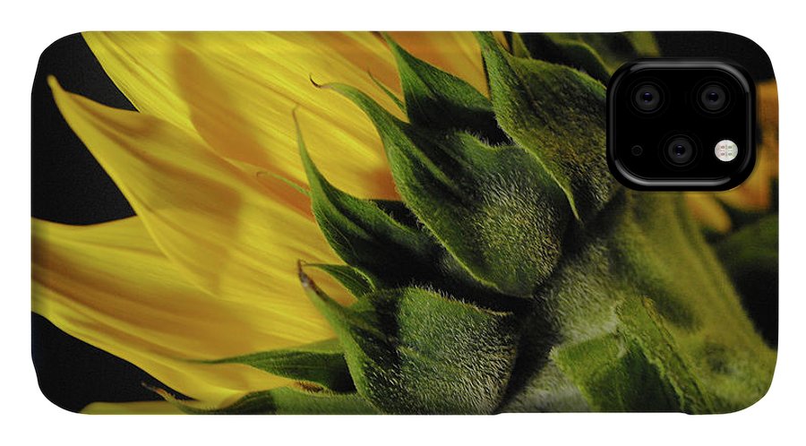 Raw Flowers 14 - Phone Case