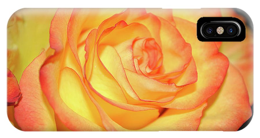 Raw Flowers 5 - Phone Case