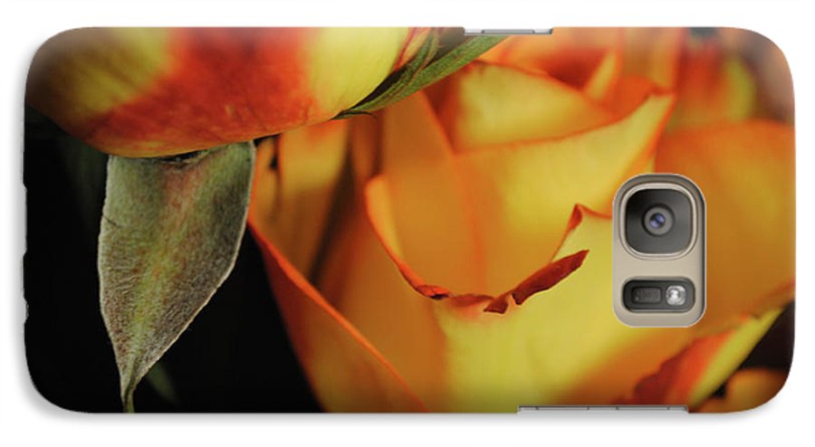 Raw Flowers 6 - Phone Case