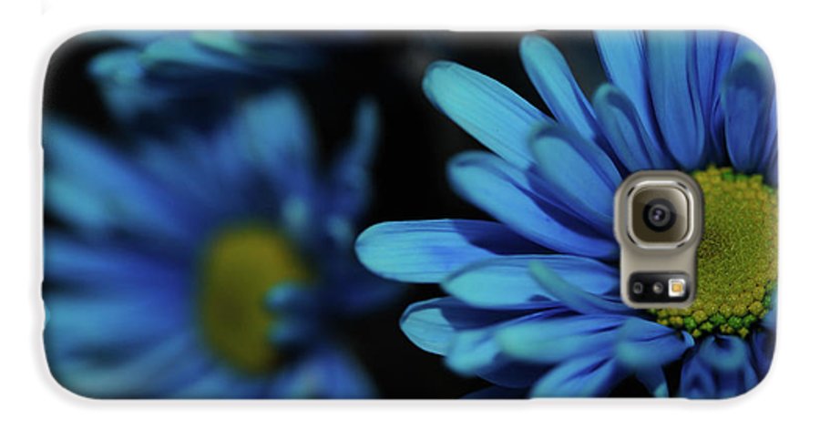 Raw Flowers 8 - Phone Case