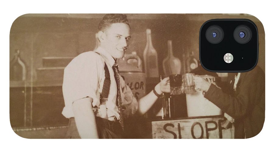 Ray and Shirl At A Bar - Phone Case