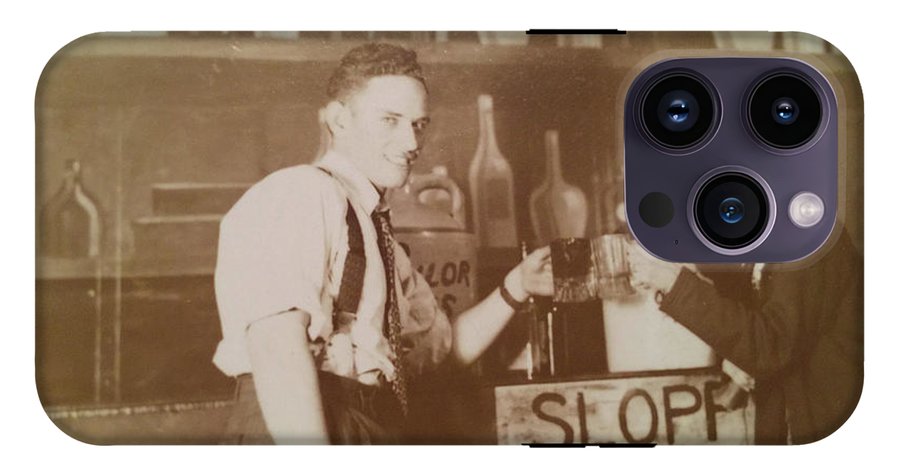 Ray and Shirl At A Bar - Phone Case