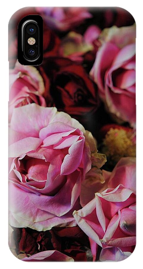 Red and Pink Roses - Phone Case