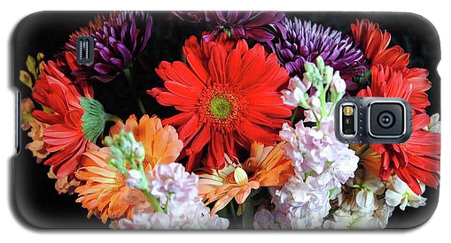 Red Daisy Bouquet - Phone Case