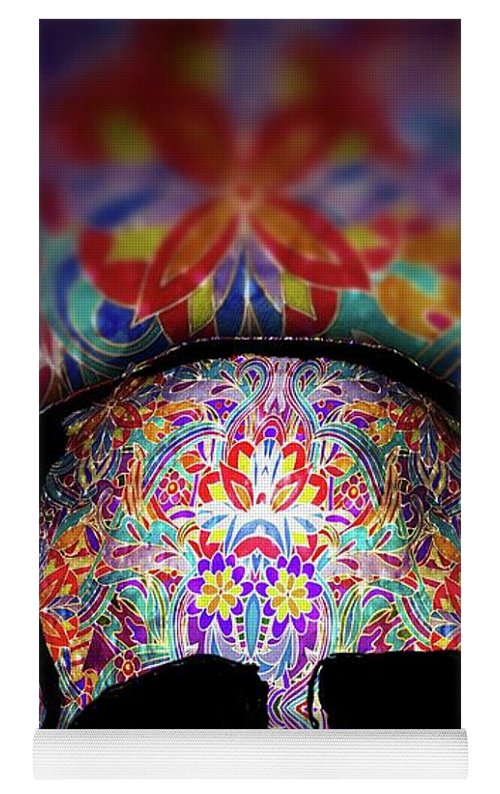 Skull With Sparkle Pattern - Yoga Mat