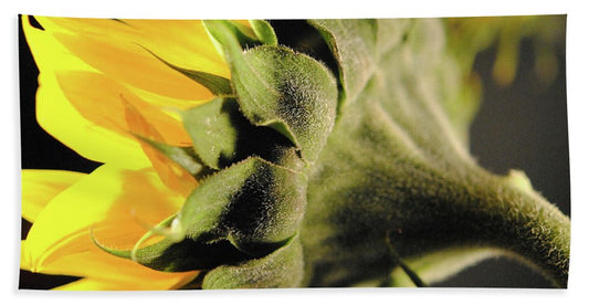 Sunflower Back - Bath Towel