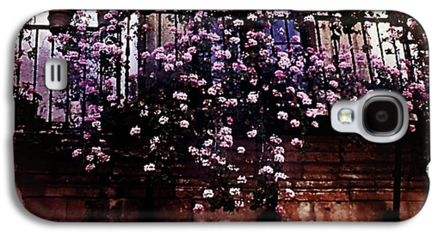 Vintage Travel Pink Roses on a Spanish Balcony - Phone Case