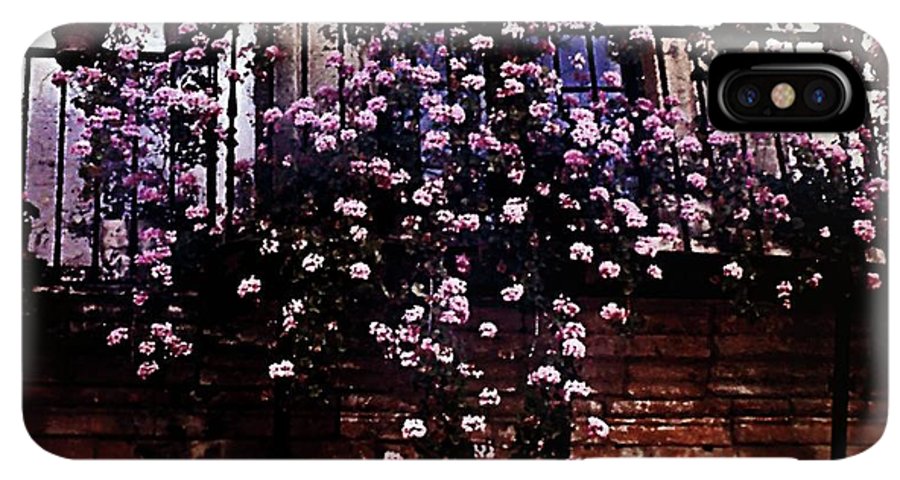Vintage Travel Pink Roses on a Spanish Balcony - Phone Case