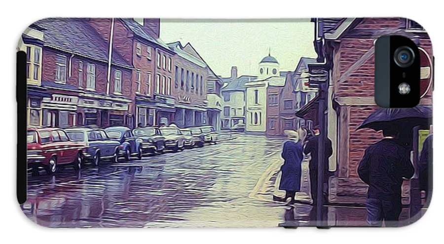 Vintage Travel Rainy Day in Britain - Phone Case