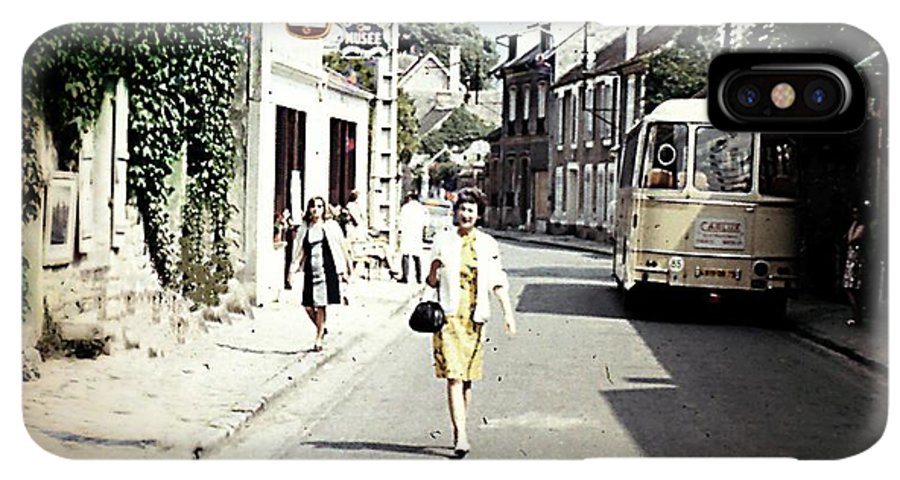 Vintage Travel Shopping on a Paris Street - Phone Case