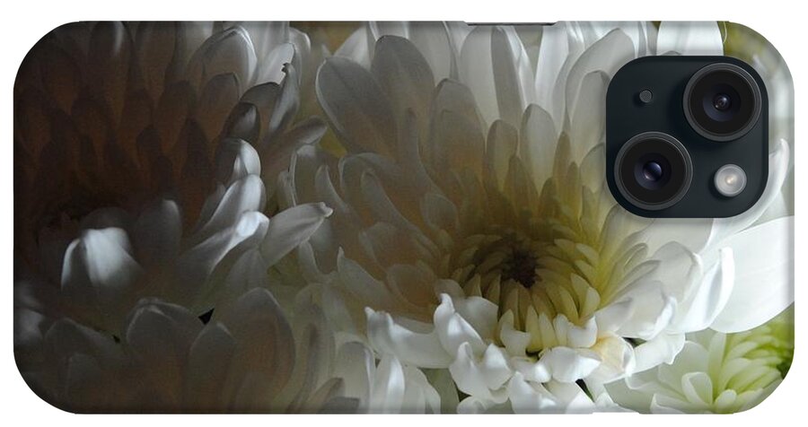 White Chrysanthemum Bouquet - Phone Case