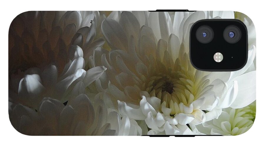 White Chrysanthemum Bouquet - Phone Case