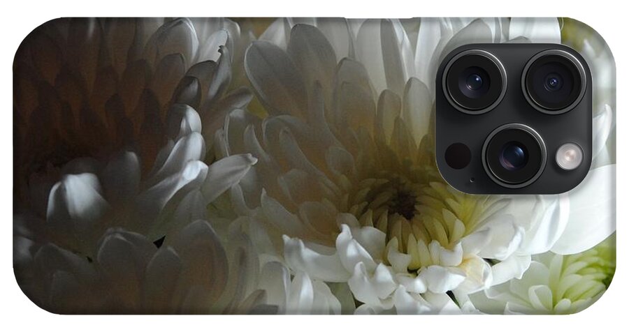 White Chrysanthemum Bouquet - Phone Case