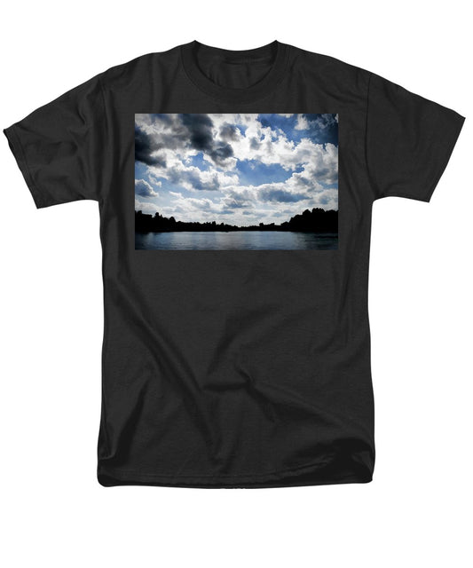 Wisconsin Lake Landscape - Men's T-Shirt (Regular Fit)