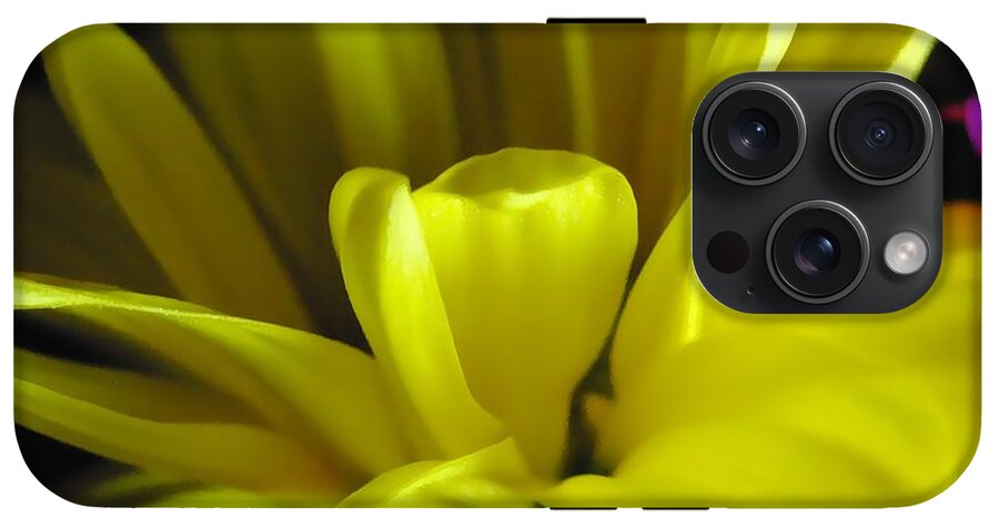 Yellow Daisy All Wild In The Morning - Phone Case