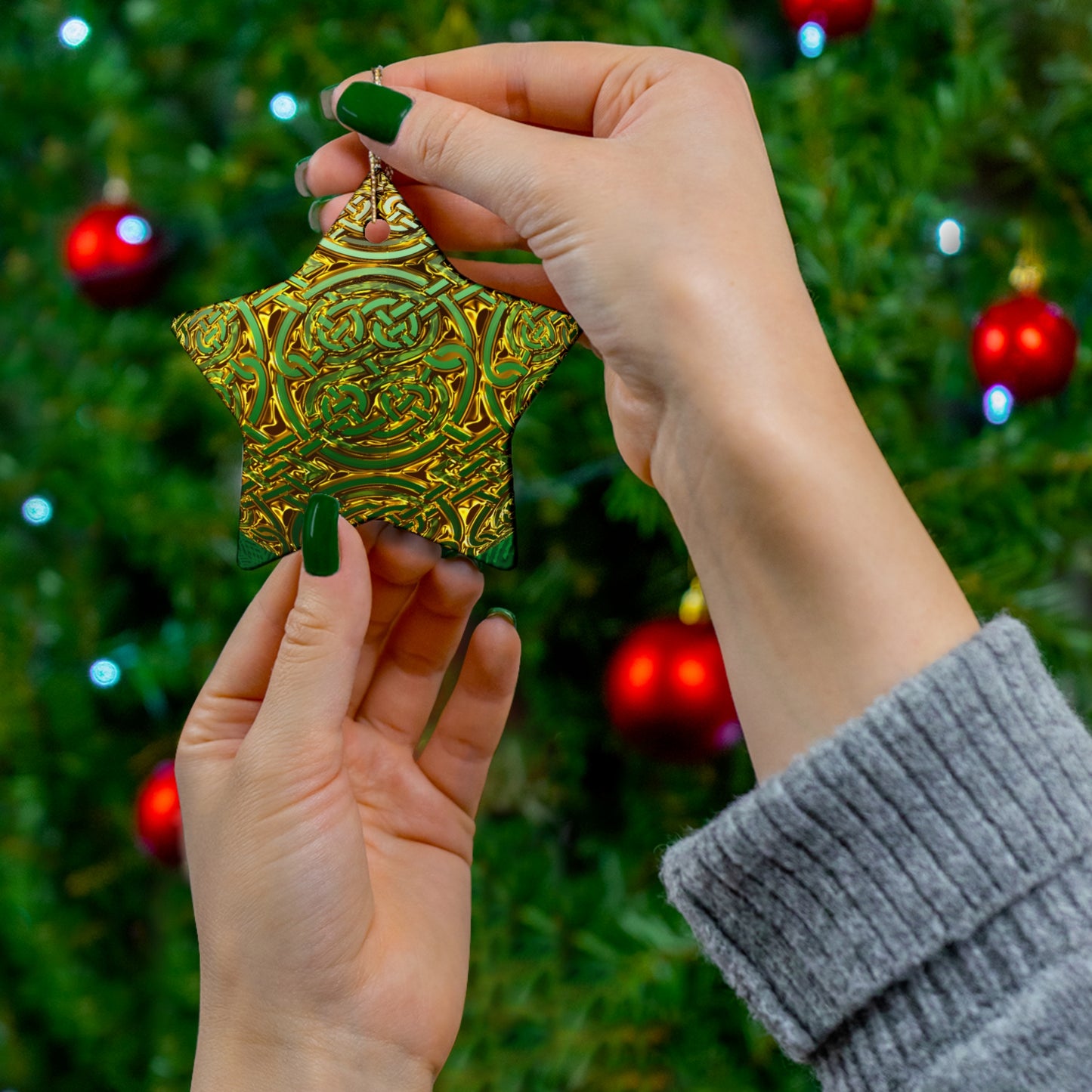 Celtic Green Gold Ceramic Star Ornament — Intricate Knotwork Holiday Decoration