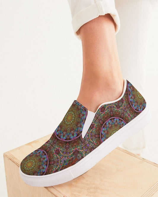 Blue Pink Windy Kaleidoscope Women's Slip-On Canvas Shoe