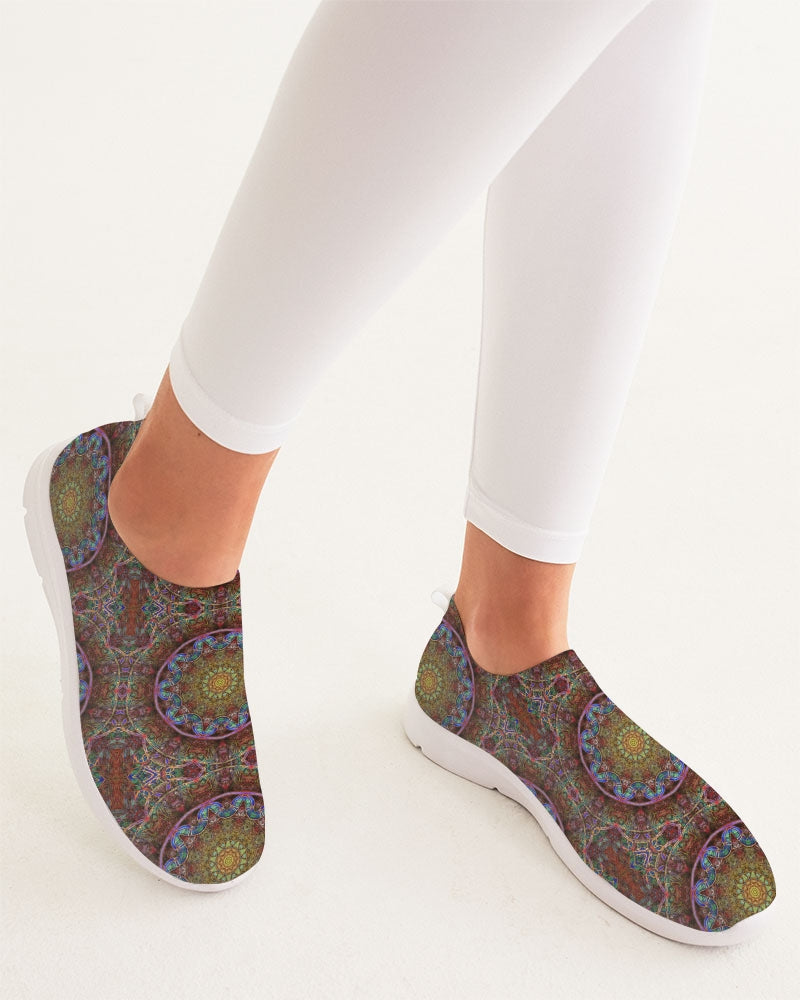 Blue Pink Windy Kaleidoscope Women's Slip-On Flyknit Shoe