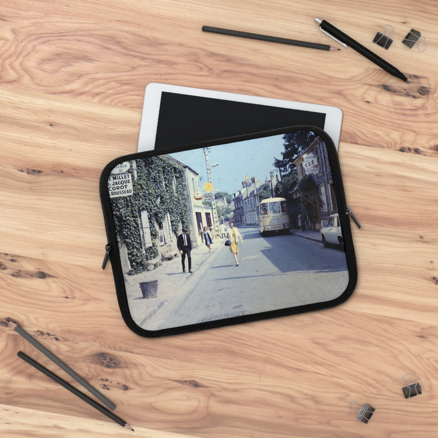 Vintage Paris Shopping Laptop Sleeve