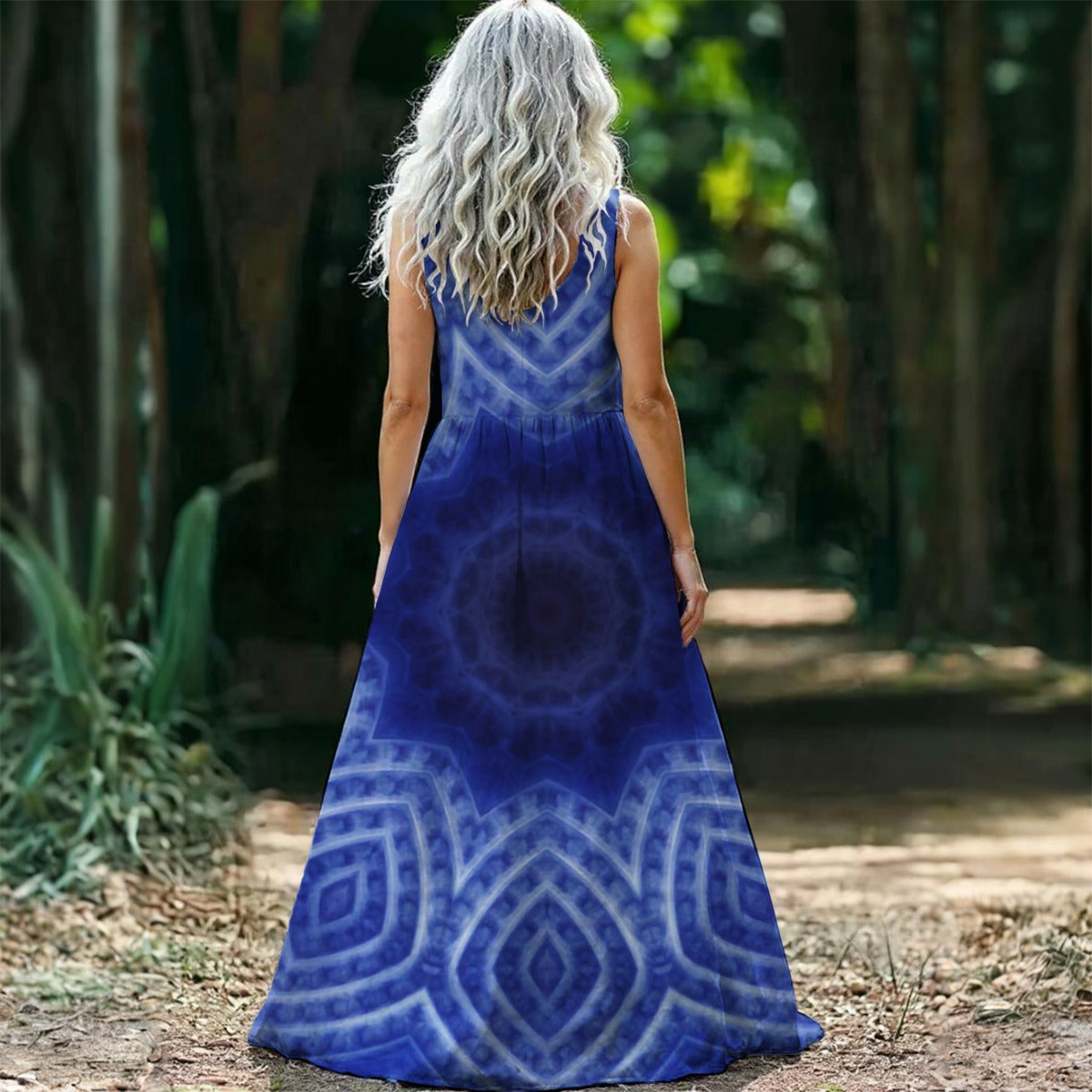 Blue and White Striped Kaleidoscope All-Over Print Women’s Sleeveless Maxi Dress