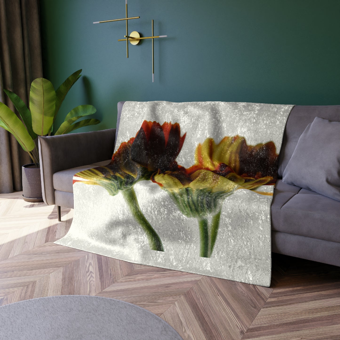 Daisy Undersides Crushed Velvet Blanket