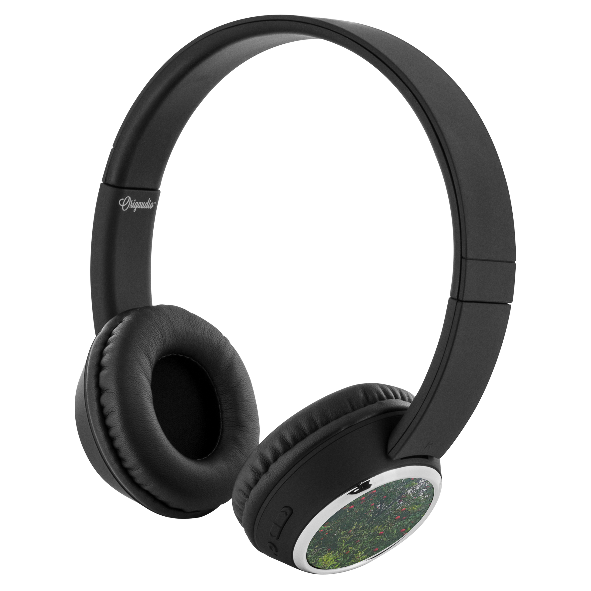 Apple_Tree_Close_Up_Beebop_Headphones_View_04_Mockup.png