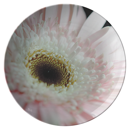 Pink_and_White_Daisy_Dinner_Plate_Flat_Mockup.png