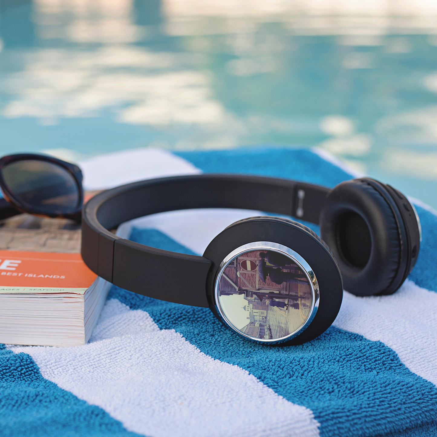 Rainy_Day_In_England_Beebop_Headphones_Lifestyle_Mockup.png