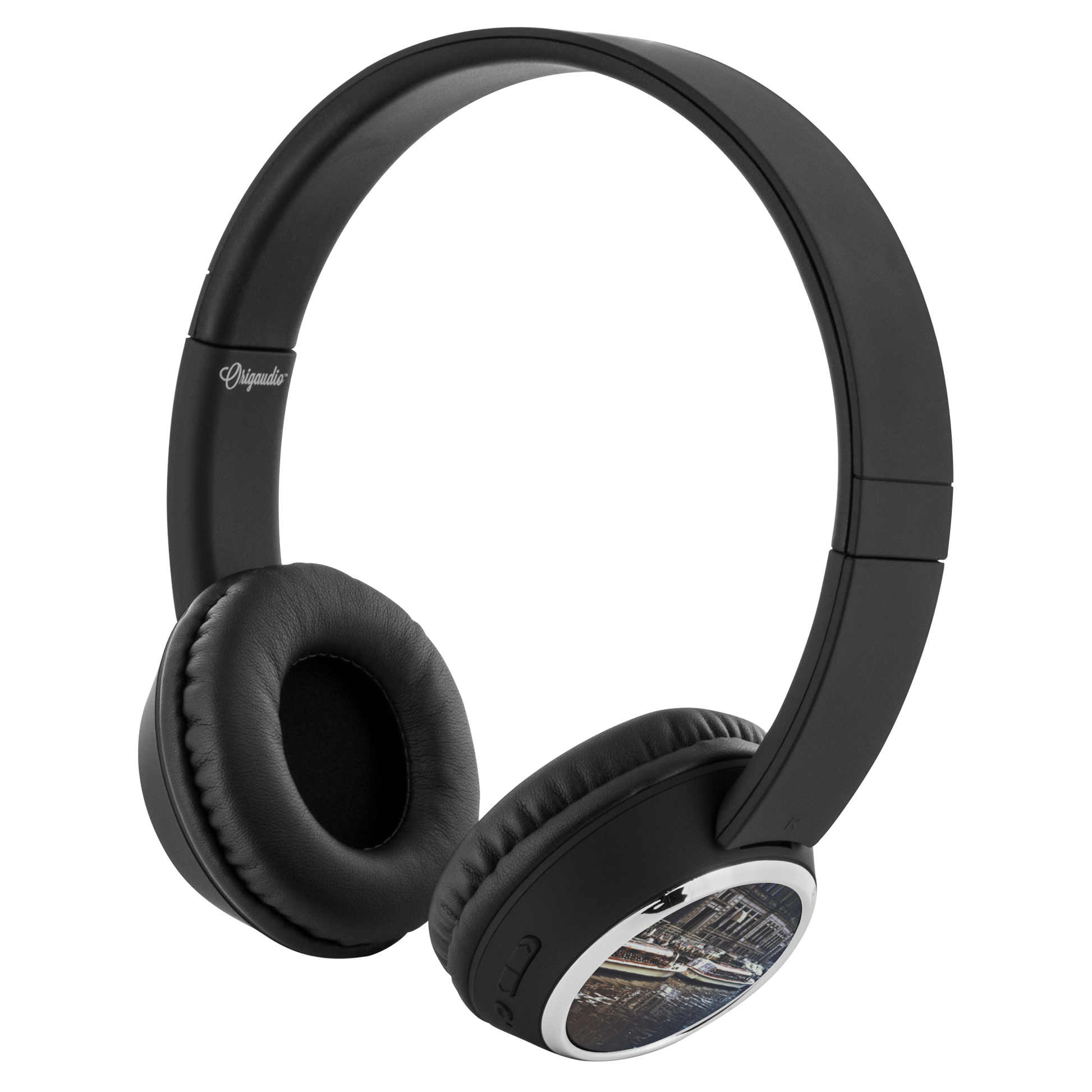 Vintage_Boats_Amsterdam_Beebop_Headphone_View_04_Mockup.png