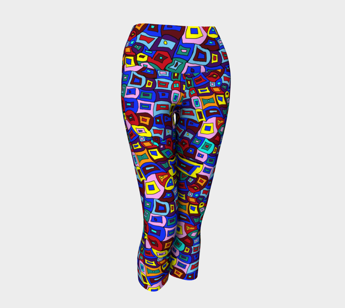 Wavy Squares Pattern Yoga Capris