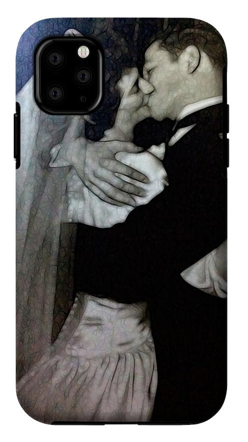1940s Wedding Kiss - Phone Case