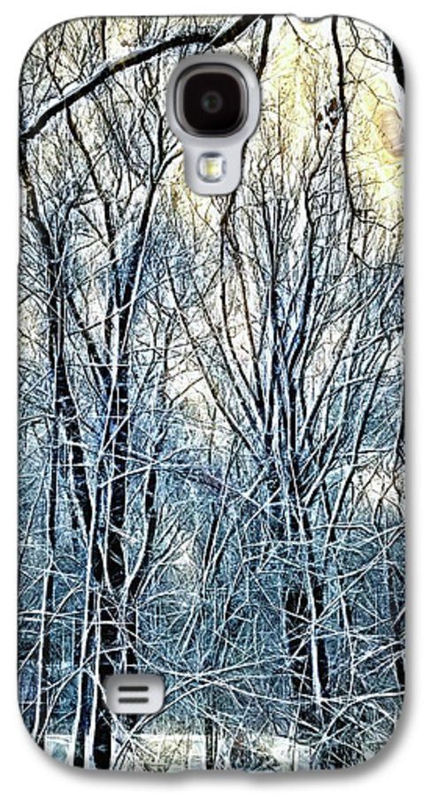 4 Oclock Winter Landscape - Phone Case