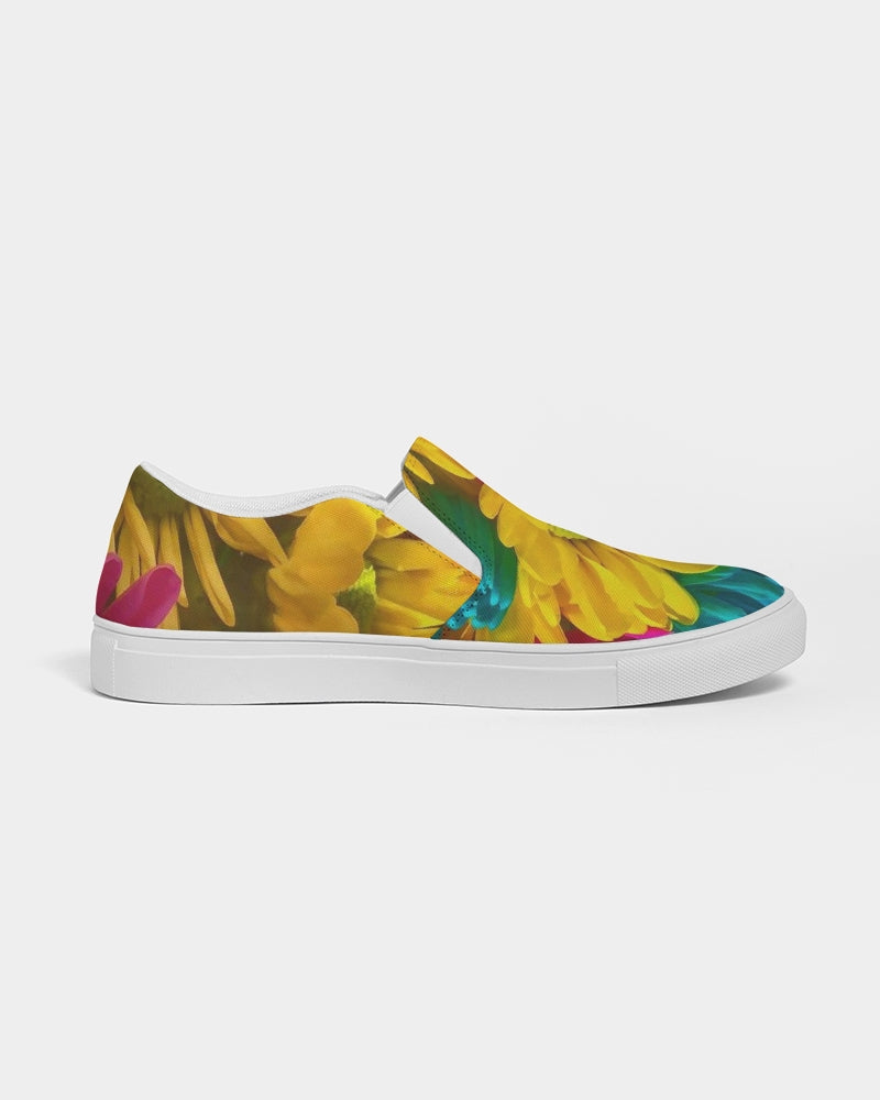 Bright Spring Daisies Women's Slip-On Canvas Shoe