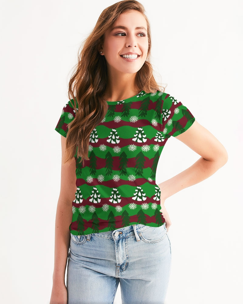 Snowy Evergreen Pattern Women's Tee