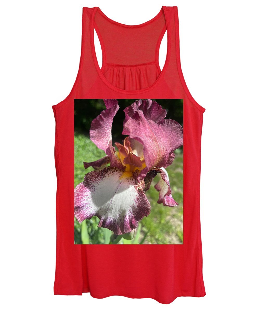 Burgundy iris - Women's Tank Top